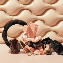 Carica l'immagine nel visualizzatore di Gallery, Kitsch - Fermaglio Francesce Oro