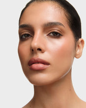 Carica l'immagine nel visualizzatore di Gallery, Inglot - Matita Labbra Velvet Define - Creamy Cappuccino