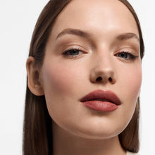 Carica l'immagine nel visualizzatore di Gallery, Inglot - Matita Labbra Nude 63