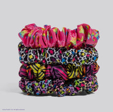 Carica l&#39;immagine nel visualizzatore di Gallery, Kitsch - Scrunchies Limited Edition
